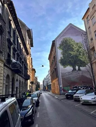 Stylish Flat In Jewish District 7