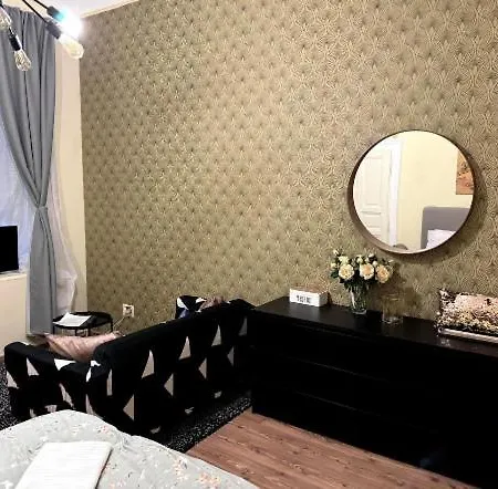 Stylish Flat In Jewish District 7 Budapest