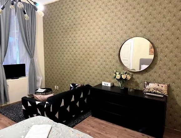 Stylish Flat In Jewish District 7 Budapest