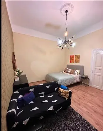 Stylish Flat In Jewish District 7 Apartament